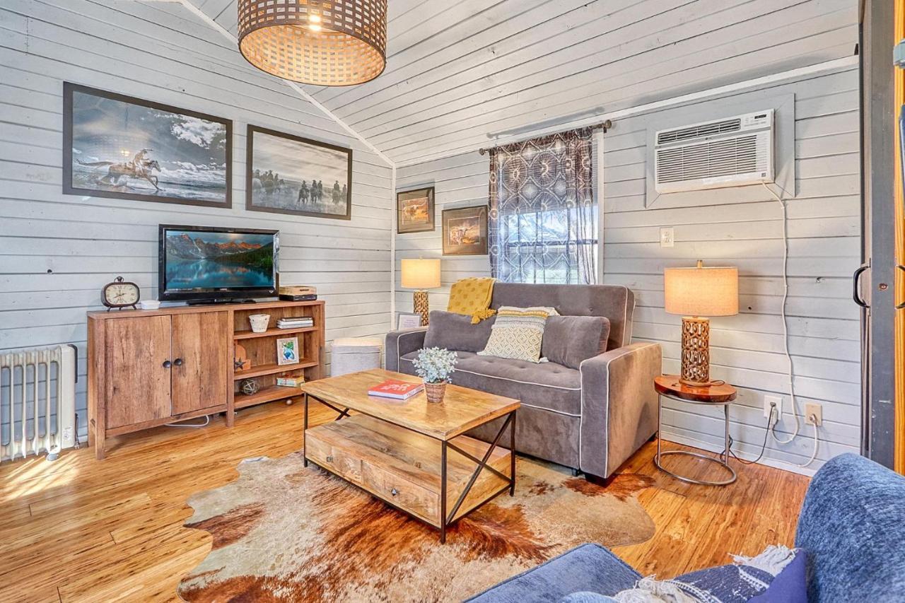 ווימברלי Creekside Cabins - The Texan מראה חיצוני תמונה